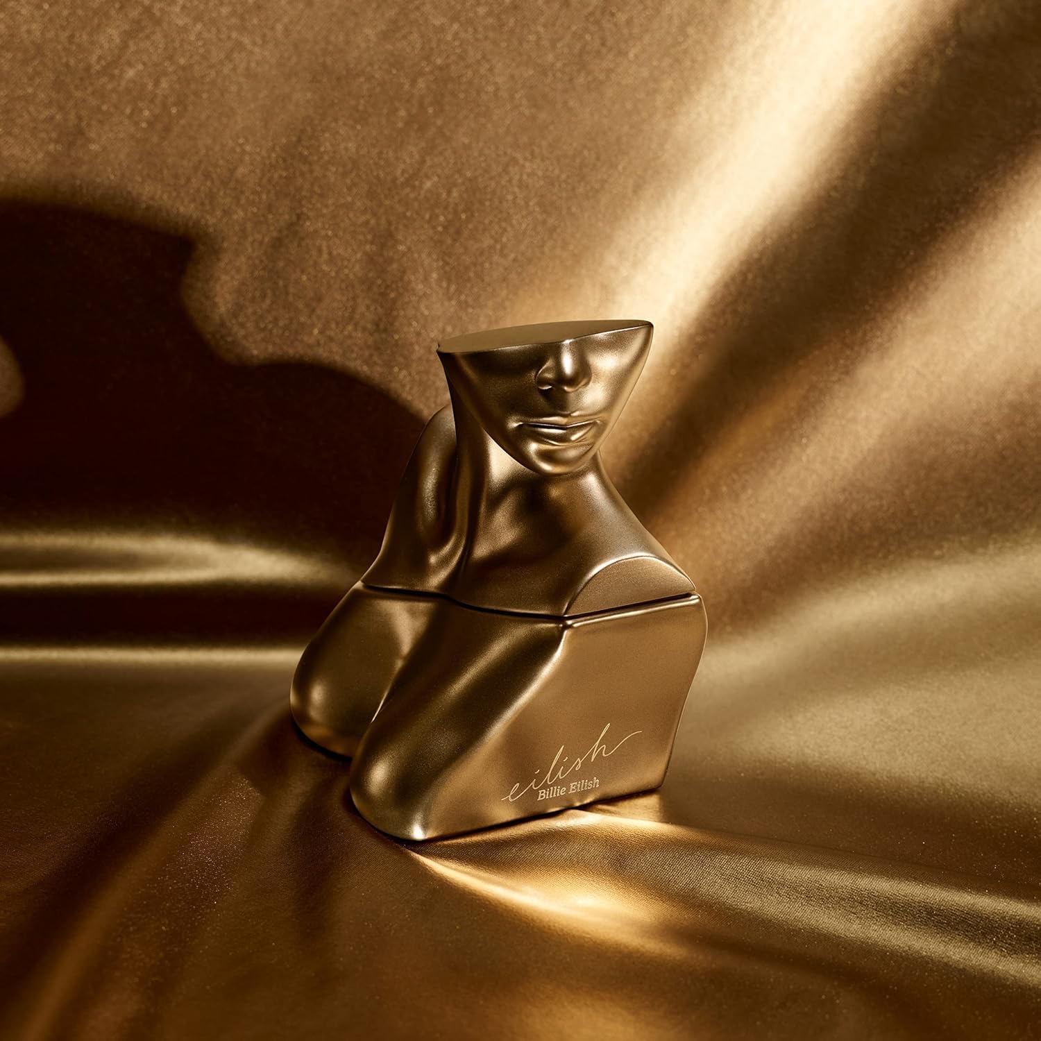 Billie Eilish Eau de Parfum Spray Perfume for Women, Notes of Sugared Petals, Vanilla & Musk 1.7 Fl Oz - Image 2